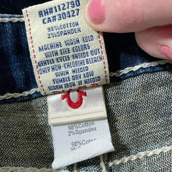 True Religion Jeans Women's 32‎ Bootcut Dark Wash Denim Embellished Pockets Y2K - Picture 6 of 7